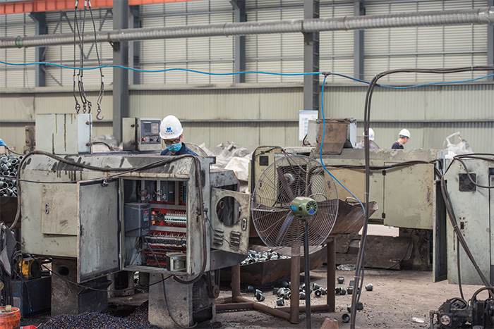 敦煌网架配件-锥头加工车间